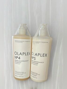 OLAPLEX No.4 Shampoo & No.5 Conditioner Duo